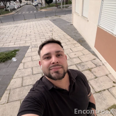 ✨ Dupla Masculina Premium – Massagens & Convívio Exclusivo ✨