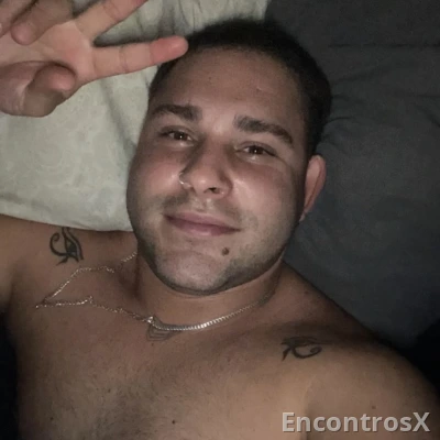 ✨ Dupla Masculina Premium – Massagens & Convívio Exclusivo ✨