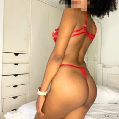 Mulata linda boca doce língua atrevida putinha gostosa
