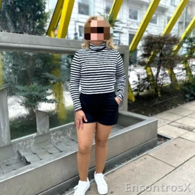 Linda Colombiana em Valença
