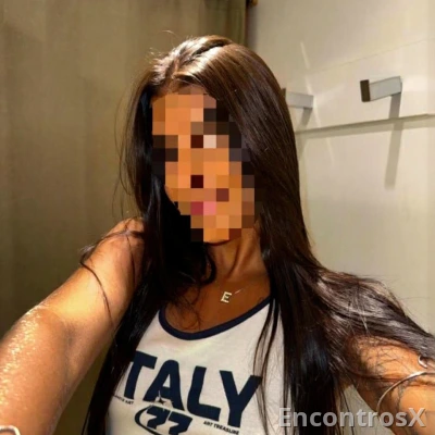 Morena super carinhosa com local discreto e climatizado