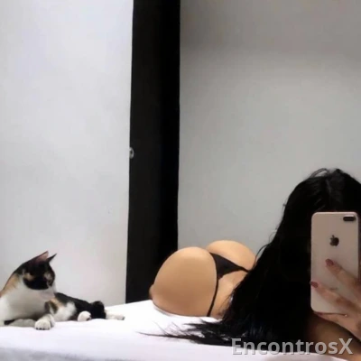 RECÉM CHEGADA NINFETA QUENTE E SAFADA PARA O SEU PRAZER