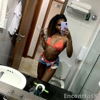 Preta magra, cheia de tesao