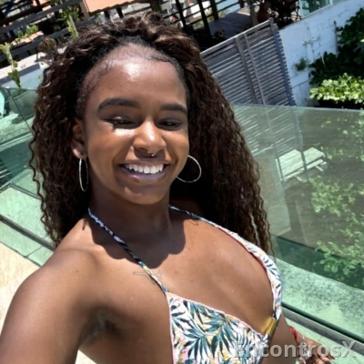 Preta magra, cheia de tesao