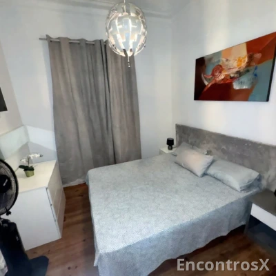 Quartos em Anjos 200 € semanal . Diária 35. 24 horas
