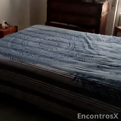 Arrendo 2 quartos a  semana 350e a semana cada quarto
