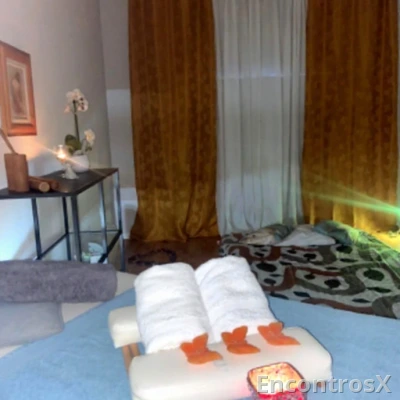 Gabinete para Massagens Sensuais e complementos / PASSE