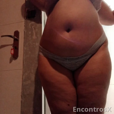 Novata 25 anos, oral bem fundo anal gostoso
