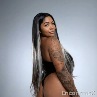 Morena envolvente