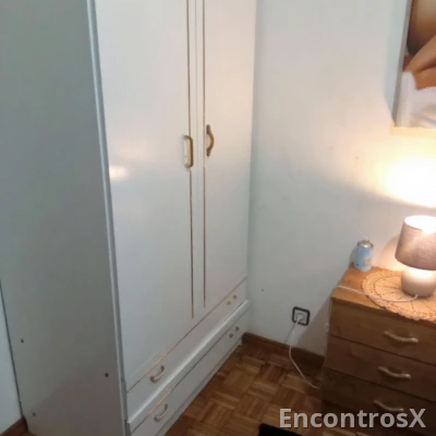 963799323 Quarto vago em leiria