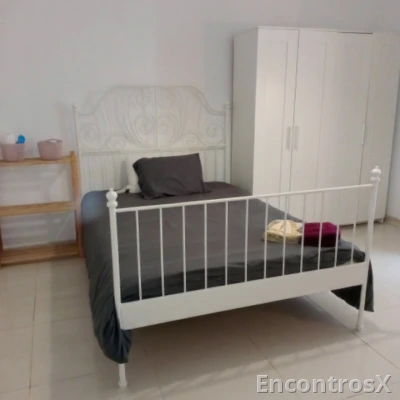 ?QUARTO EM LISBOA?