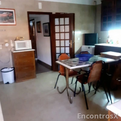 quartos para alugar a semana ou diaria