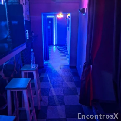 Precisa se colaboradoras para bar alterne