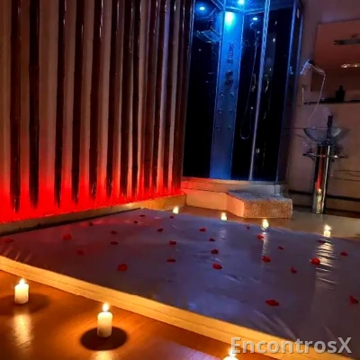 Bella massagista iniciante