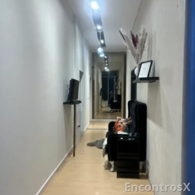 Alugo gabinete/quarto