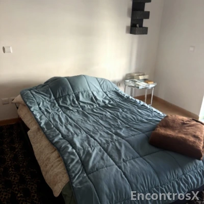 QUARTO EM ZONA NOBRE ALBUFEIRA COM ESTACIONAMENTO