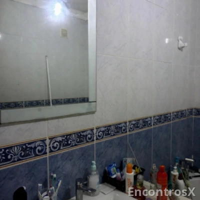 QUARTO EM ZONA NOBRE ALBUFEIRA COM ESTACIONAMENTO