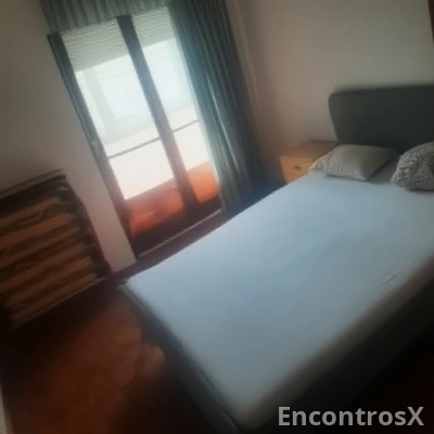 QUARTOS EM ALVERCA