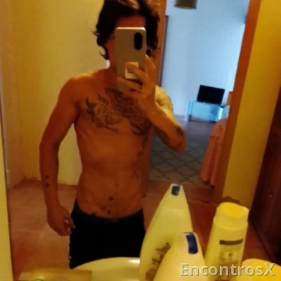 Rapaz simpático disponível para mulheres com vontade