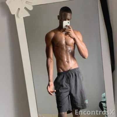 Africano com dotes, simpático bonito e cheiroso