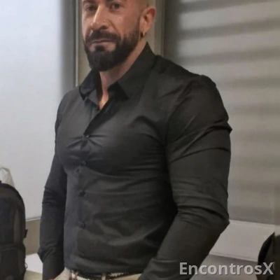 O que procuras eu tenho!
