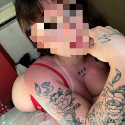 safada com tesão acumulado e vontade de foder gostoso