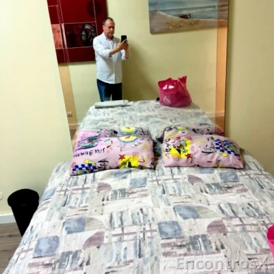 Arrendo quartos a meninas