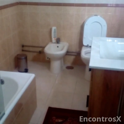****Alugo quarto Leiria ****MACDONALD****