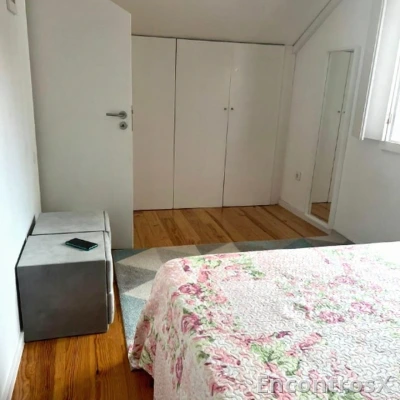 Vaga disponível ao Porto centro