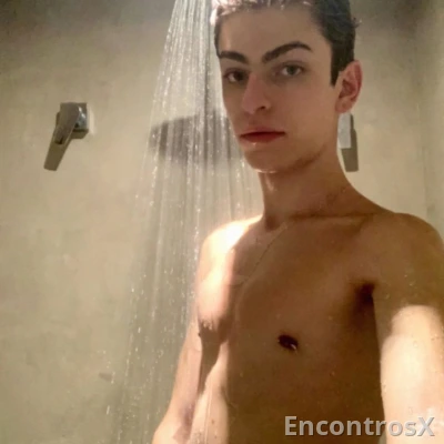 NOVINHO/TWINK LISBOA