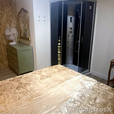 Arrendo quarto. 24h NÃO FAZEMOS DIÁRIA
