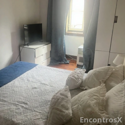 arroios quarto a semana para convívio a  250 tel
