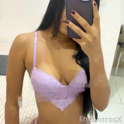 Linda morena adoro minete , nas calmas
