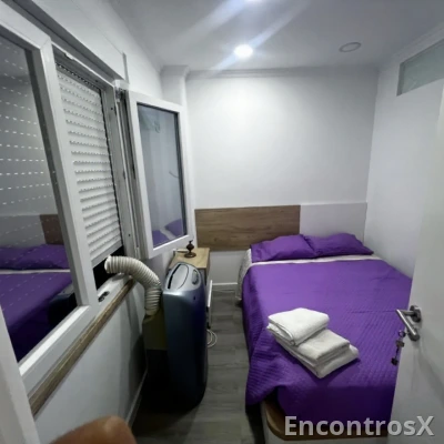Semana 200€ E 220€ Diária 35€ mínimo 3 noites.