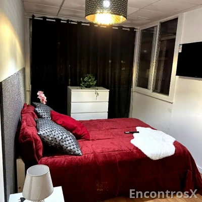 *Quarto para mulheres*