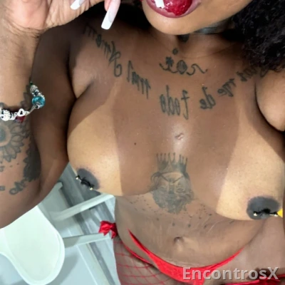 Bruna Brasileira tatuada bucetihha rosa