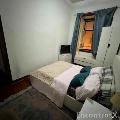 Arroios alugo quarto p convívio smart tv 250 a semana