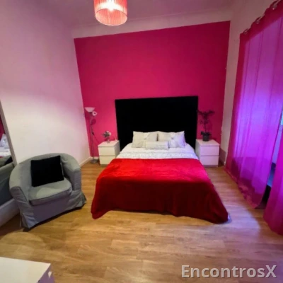 *Quarto disponível  para Mulheres*