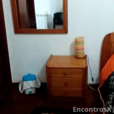 ALUGA-SE QUARTOS SÓ PARA MULHERES CiS