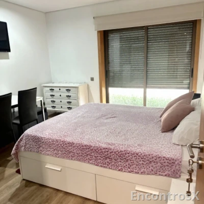 ALUGO QUARTOS - na melhor localização e com todo o conforto!