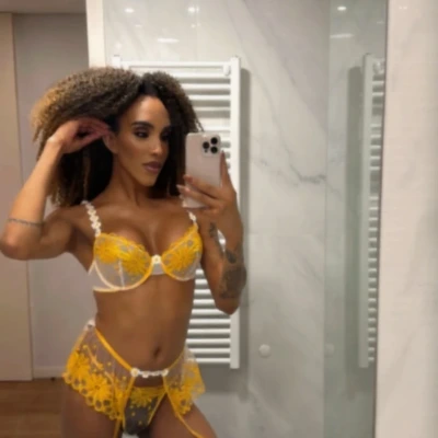 Beatriz Dias 19cm (Poucos dias)