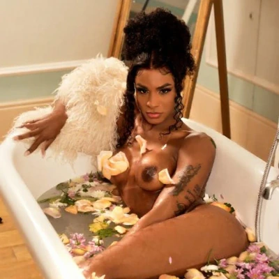 1X Rhaillany Santos oral guloso e anal profundo