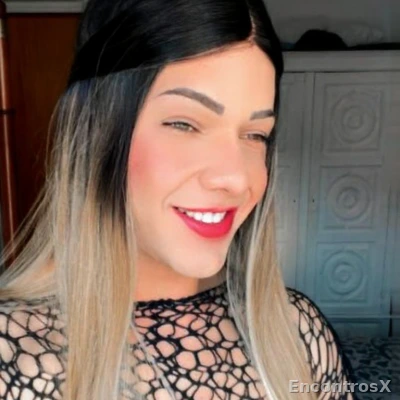 Travesti Brasileira- Miia Safadinha Do Broche Inesquecível